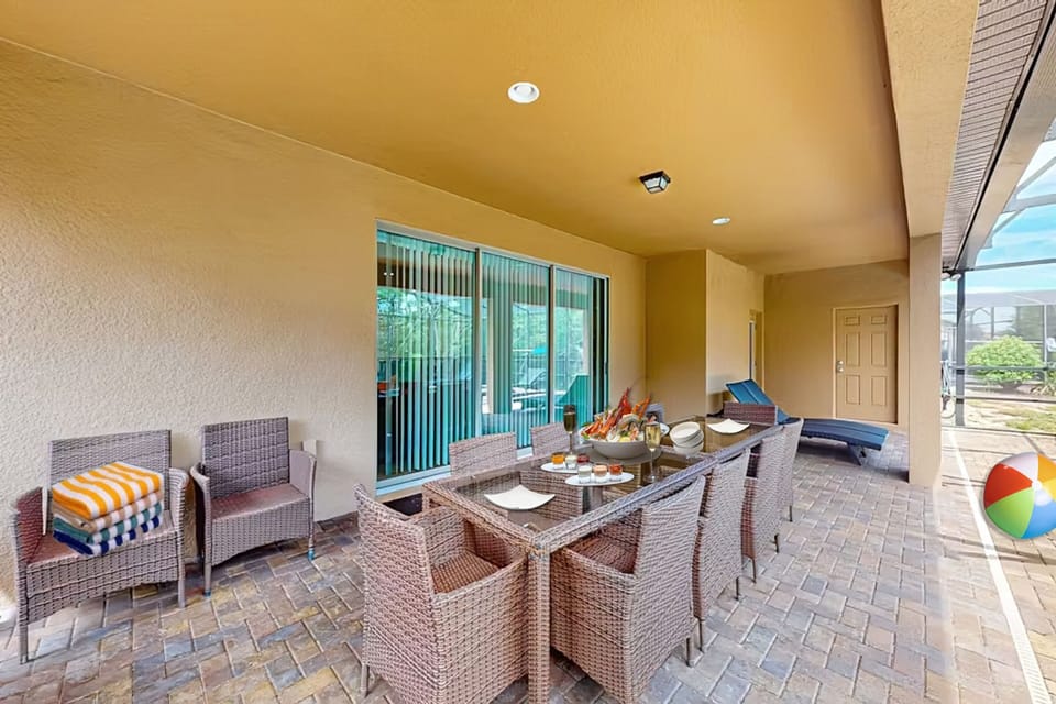 House, Multiple Beds, Pool Access, Pool View (The Family Nest - Windsor at Westside) | Outdoor dining
