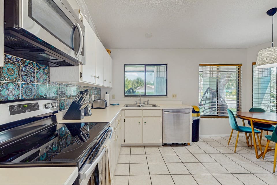 House, Multiple Beds, Pool Access, Pool View (The Boho Bungalow at Indian Ridge) | Private kitchen