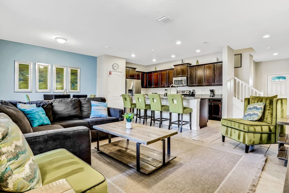 House, Multiple Beds, Pool Access, Pool View (The Lanai King - Windsor at Westside) | Living area