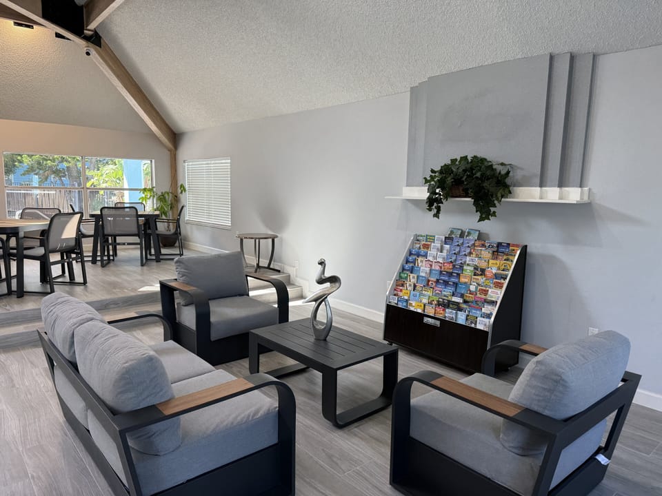 Condo, Multiple Beds, Kitchen, Garden View (Urban Mouse) | Interior