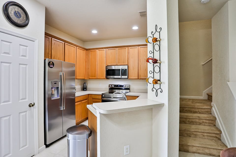 House, Multiple Beds, Kitchen (Vaca on The Pond - Trafalgar Village) | Private kitchen