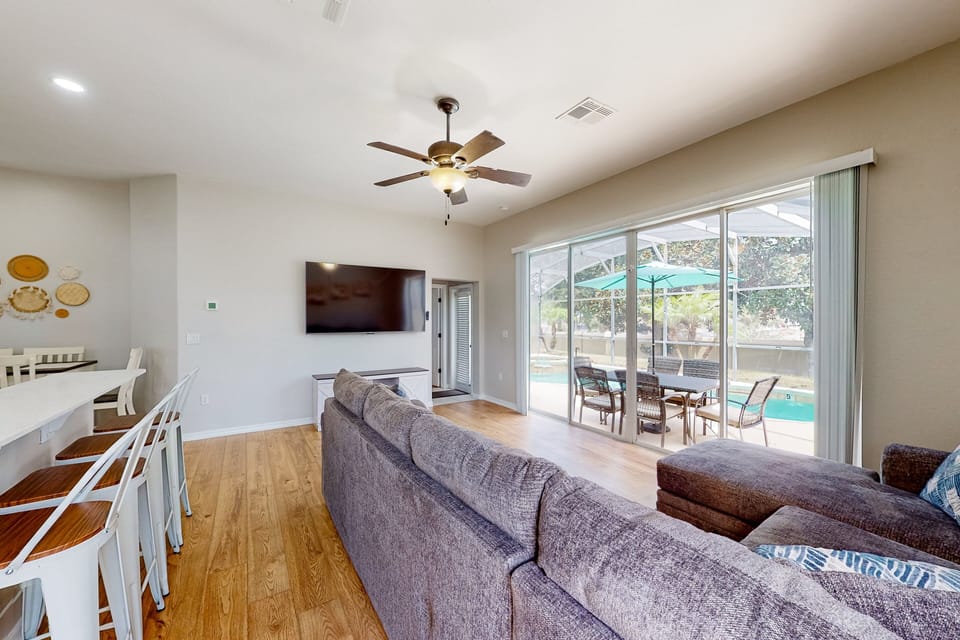 House, Multiple Beds, Pool Access, Pool View (Harmony Villa) | Living area