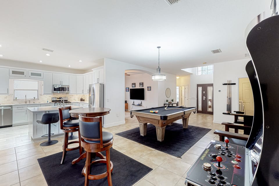 House, Multiple Beds, Pool Access, Pool View (Sunlit Serenity Oasis) | Game room