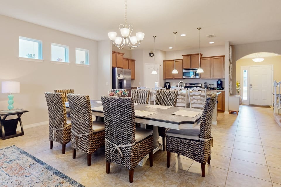 House, Multiple Beds, Pool Access, Pool View (Golden Hour Haven) | 4 bedrooms, individually decorated, individually furnished, bed sheets