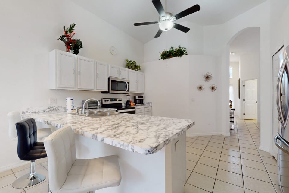 House, Multiple Beds, Pool Access, Pool View (Rosso Retreat) | Private kitchen