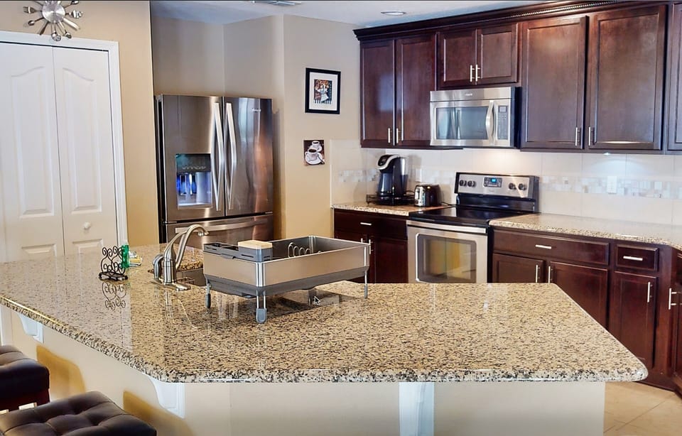 House, Multiple Beds, Pool Access, Pool View (Precious Tourmaline - Crystal Cove) | Private kitchen