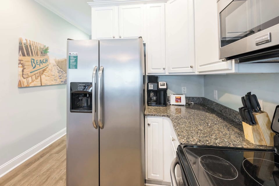 Fully Equipped Kitchen for Your Stay
