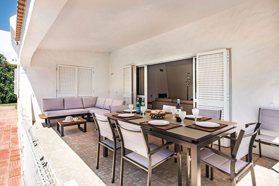 Covered open air dining area