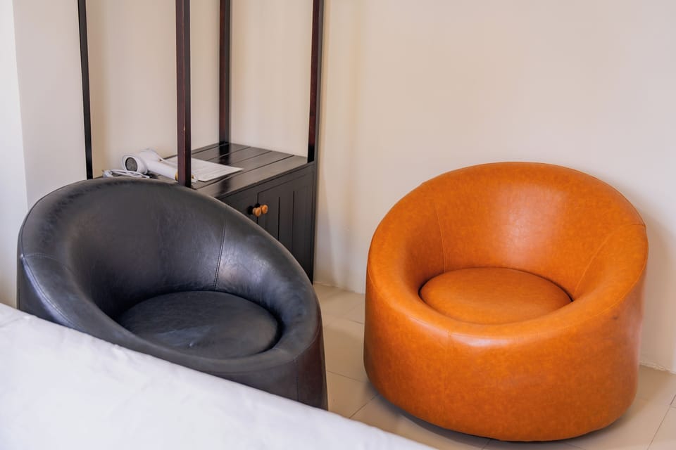 Deluxe Room, City View | Interior