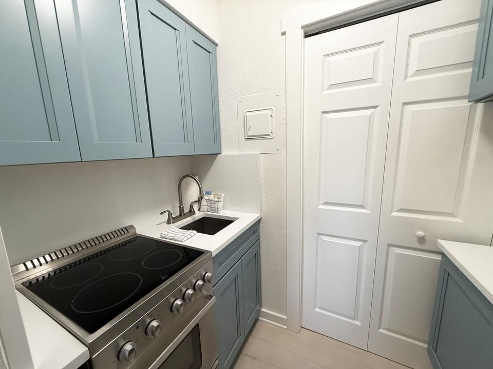Venice Villas Studio – Gulf Side  Ground (7089)