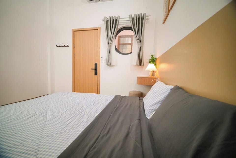 Double Room | Desk, WiFi (free), bed sheets