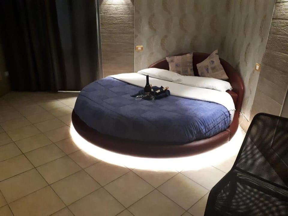 Suite, Garden View