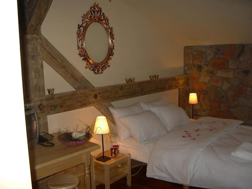 Economy Quadruple Room, Courtyard View | Free WiFi