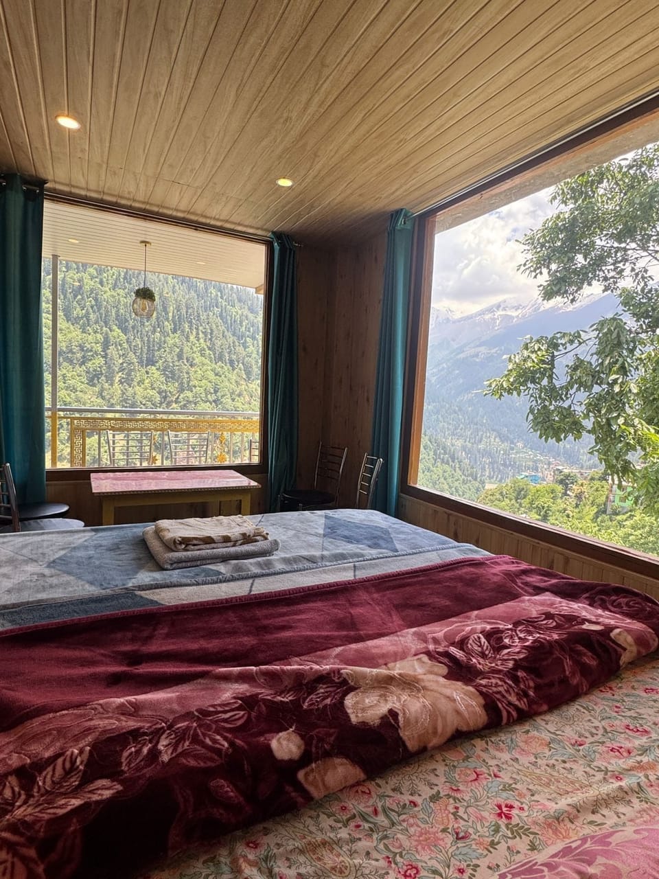 Premium Room, Mountain View | Iron/ironing board, free WiFi