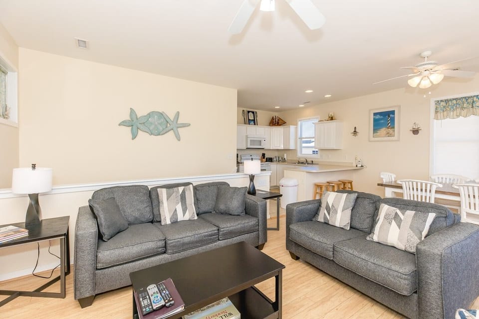 7             Living Area III