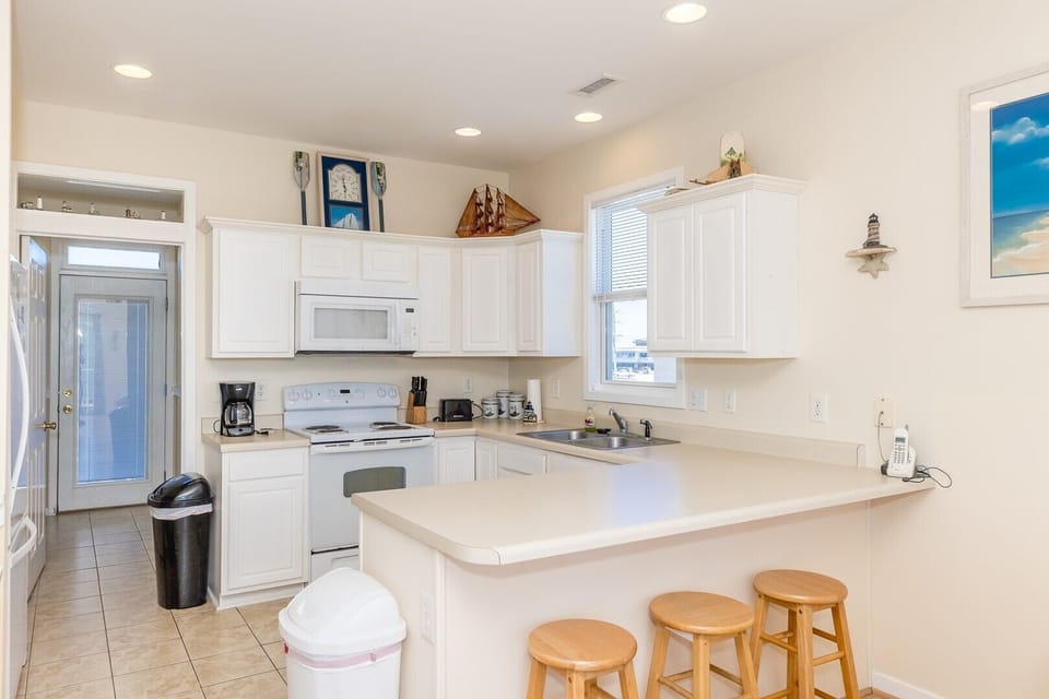 9              Kitchen