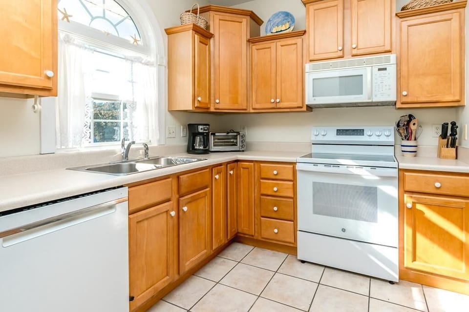Kitchen II
