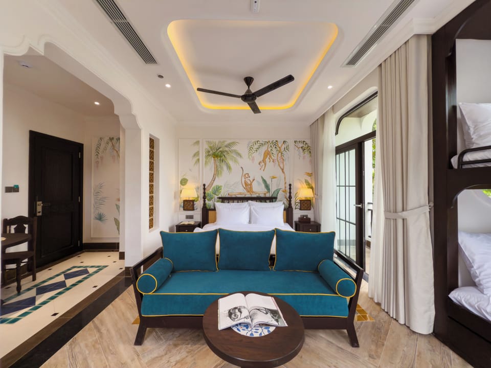Villa, Mountain View | Minibar, WiFi (free)