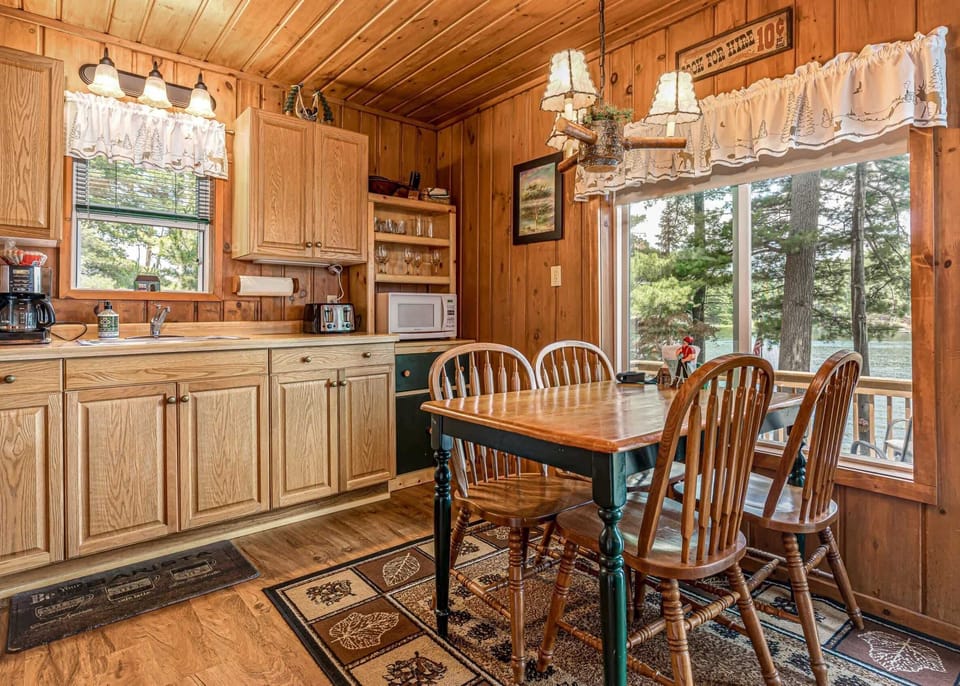 Cabin, Multiple Beds, Patio (Bouchard - Pinewood) | Dining