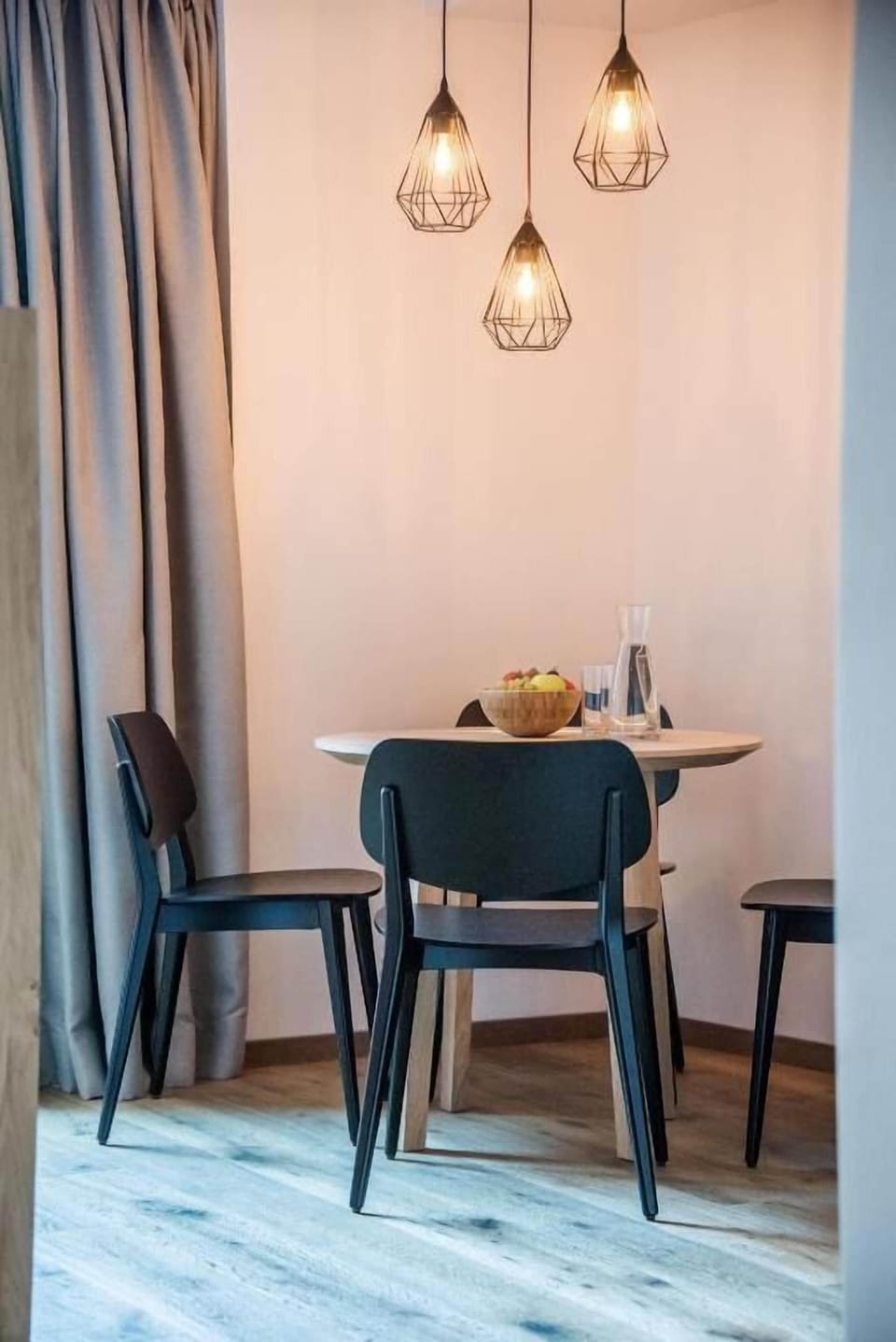 Studio, Balcony, Mountain View | Dining