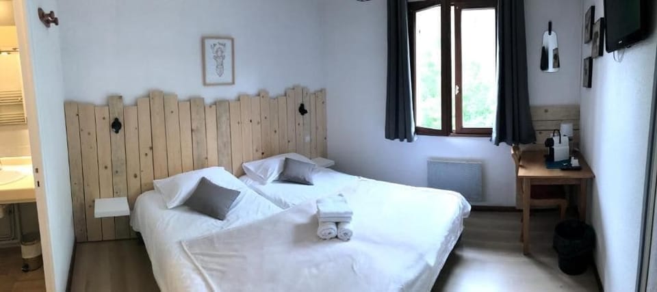 Soundproofing, iron/ironing board (on request), WiFi (free)