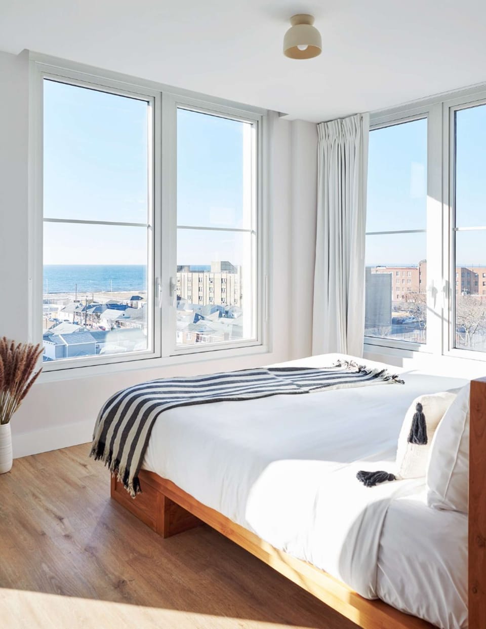 Junior Suite King Ocean View with Balcony
