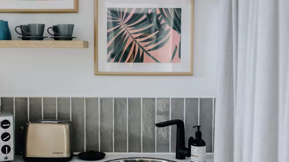 Earthy tones for your morning routine