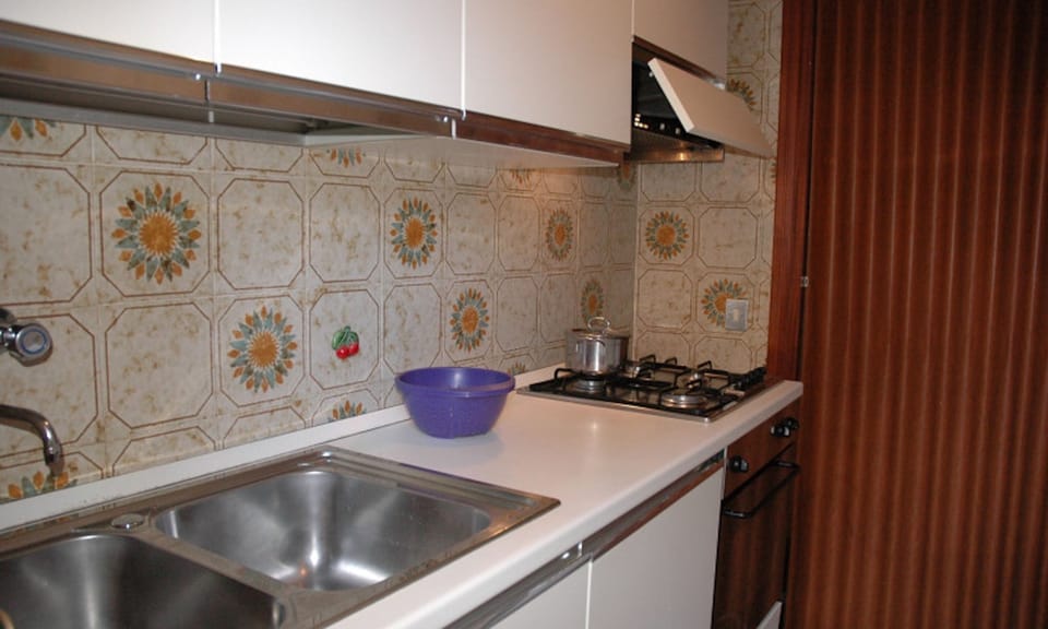Villa, 2 Bedrooms, Patio, Garden View | Interior
