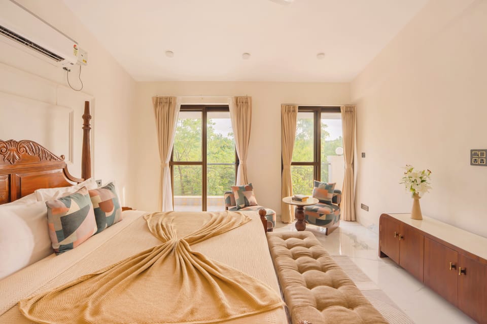 Deluxe Villa, Balcony, Garden View | Free WiFi