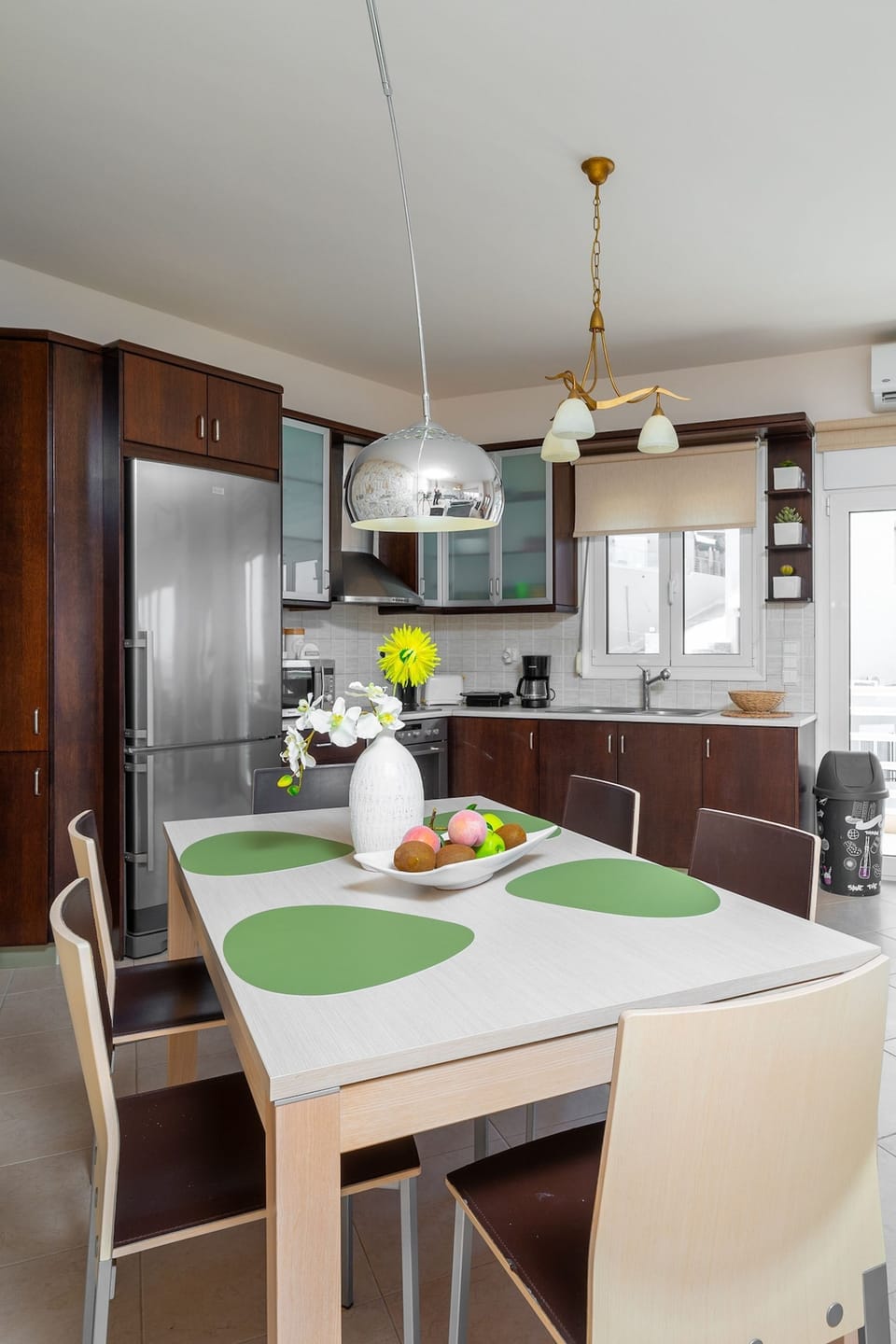 House | 2 bedrooms, desk, soundproofing