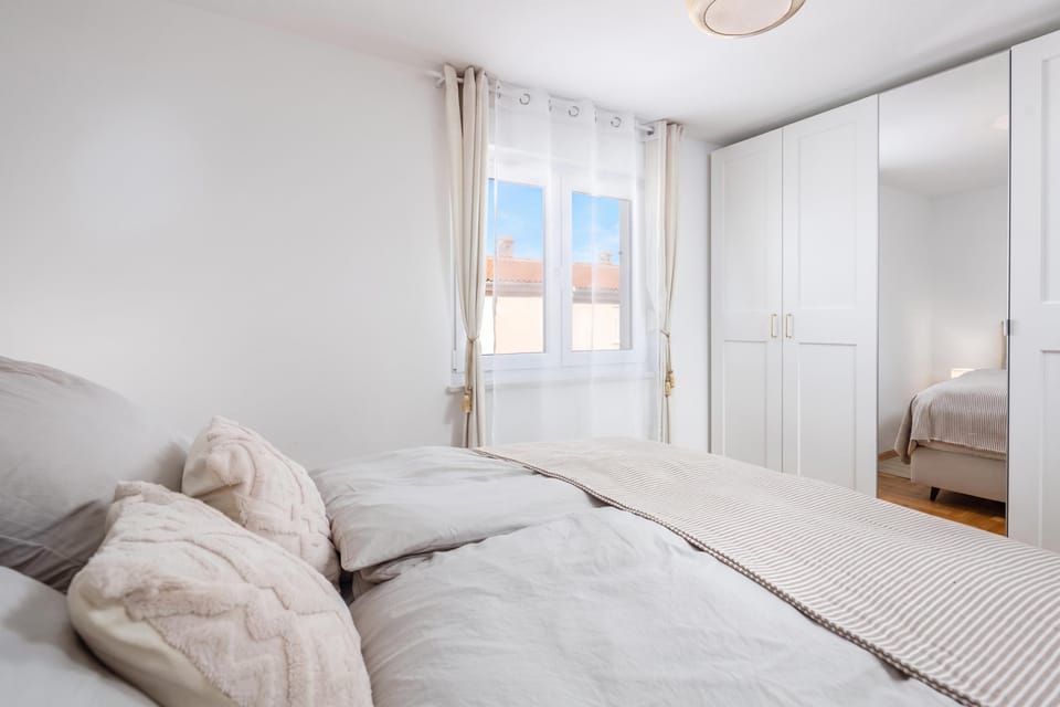 Apt Xenia Walk To Beach /w Balcony Apartment in Premantura
