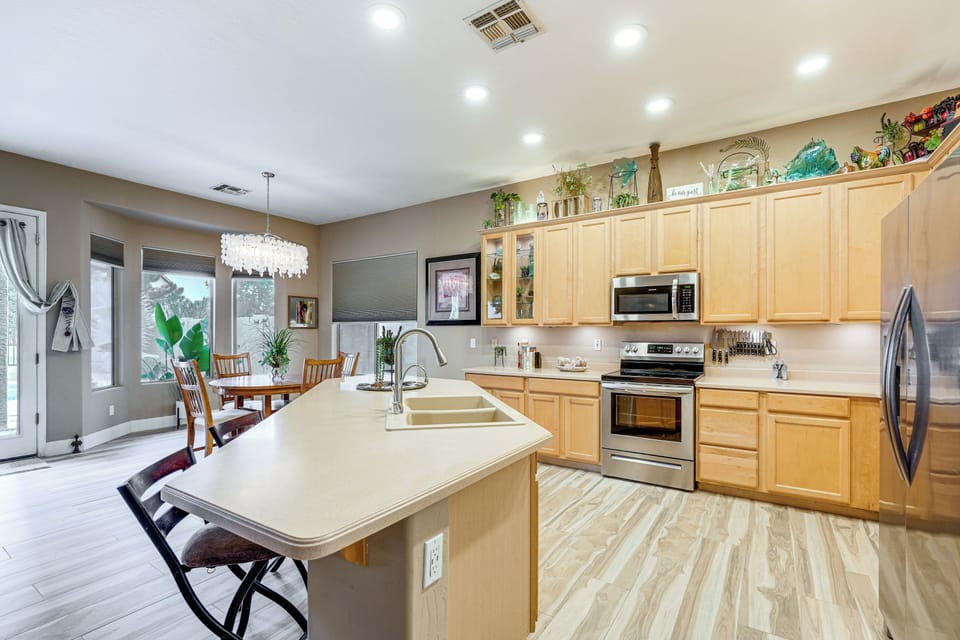 House (3 Bedrooms) | Interior