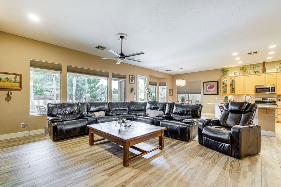House (3 Bedrooms) | Interior