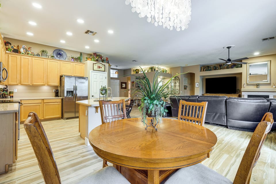 House (3 Bedrooms) | Interior