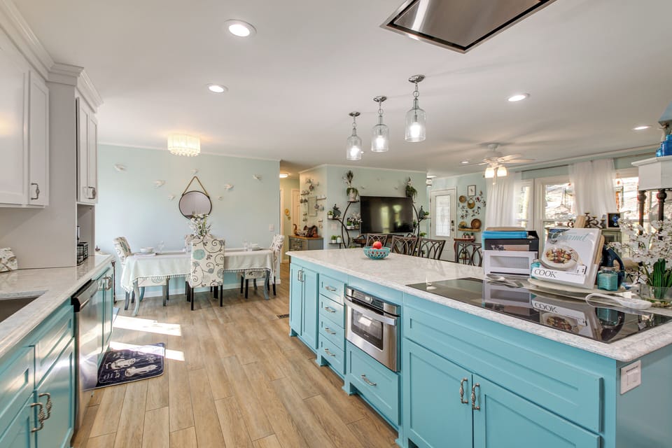 House (4 Bedrooms) | Interior