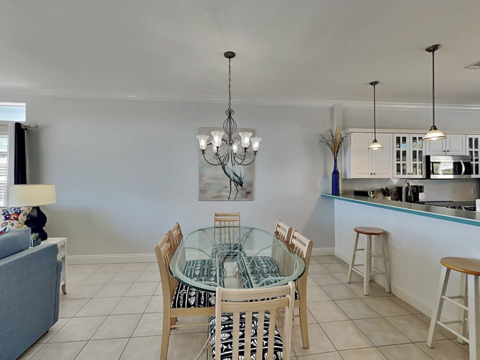 Dining Area - Second Floor