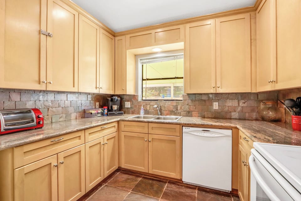 Ample countertop space