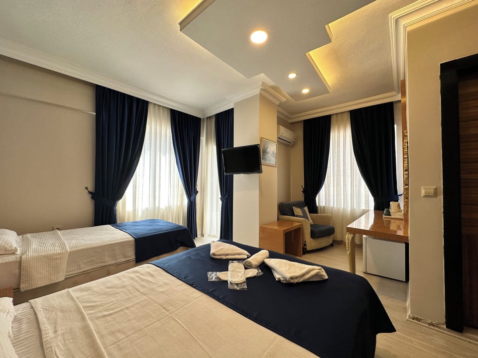 Premium bedding, minibar, in-room safe, iron/ironing board