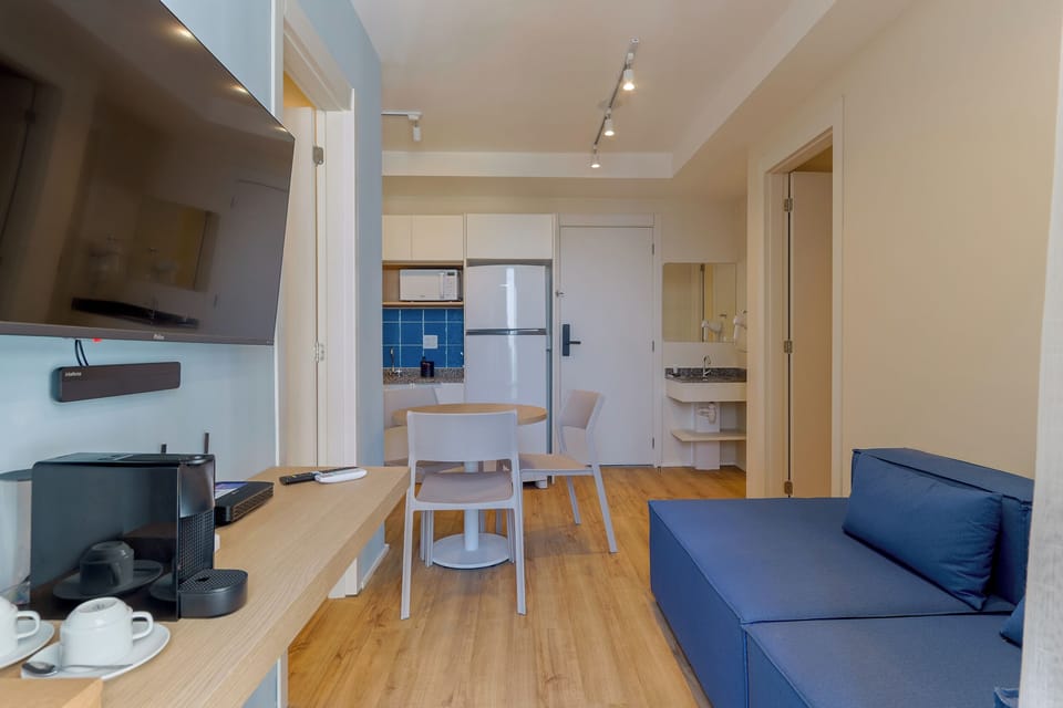Apartamento 2 Dorms com Sofá Cama - Bloco 2 | Living room