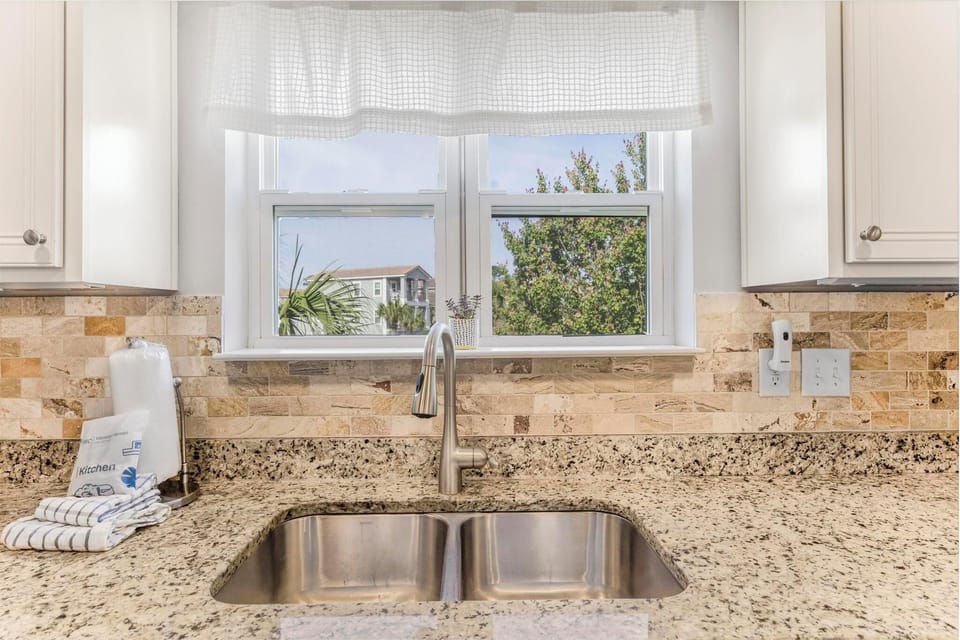 Kitchen sink