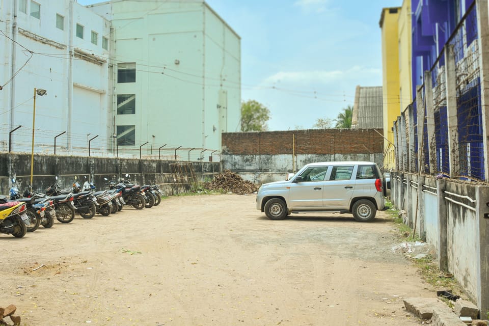 Deluxe Double Room | Property grounds