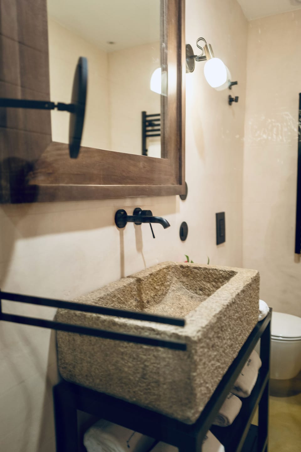Panoramic Double Room, Mountain View | Bathroom | Hair dryer, towels, soap, shampoo