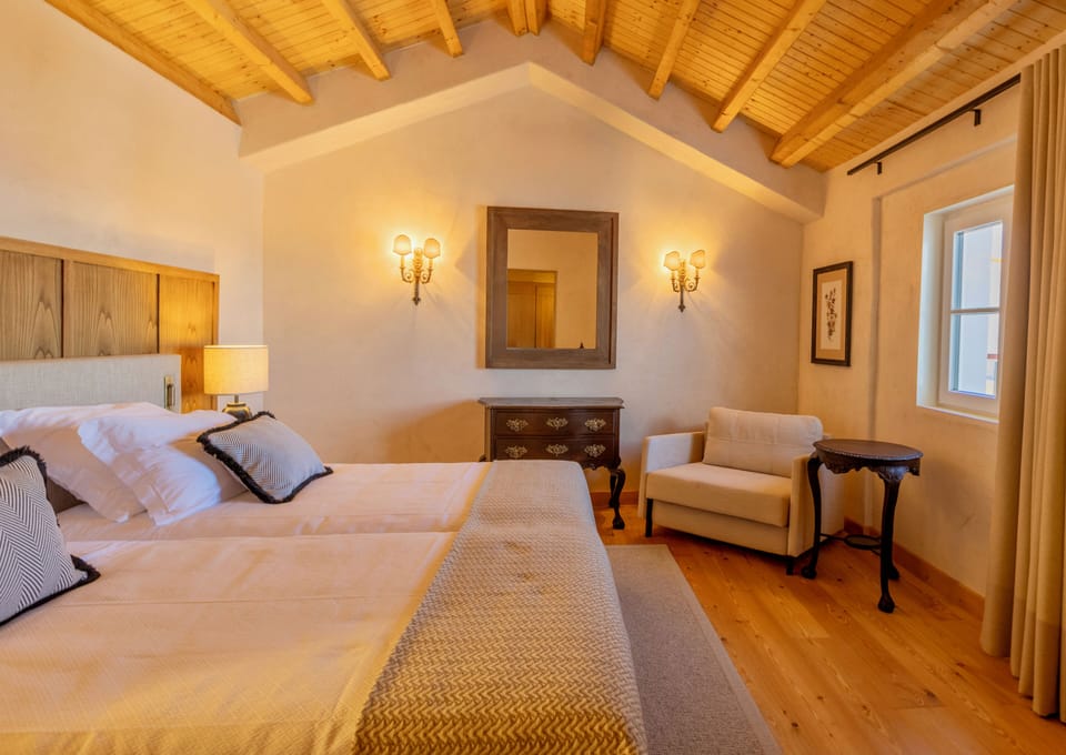 Panoramic Double Room, Mountain View | In-room safe, soundproofing, free WiFi