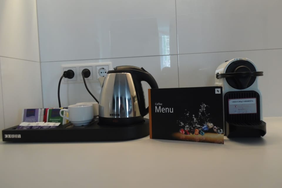 Double Room | Coffee and/or coffee maker