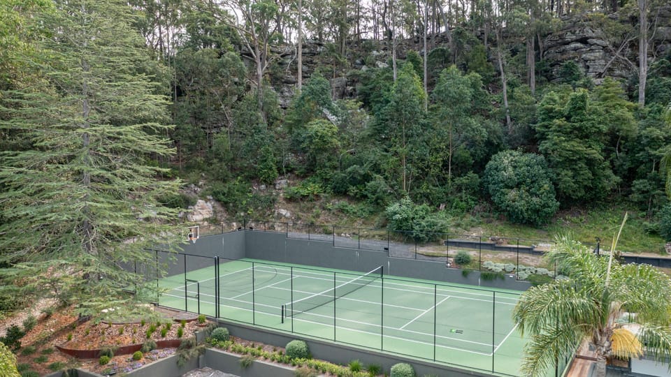 Grants | Premium amenities | Tennis court