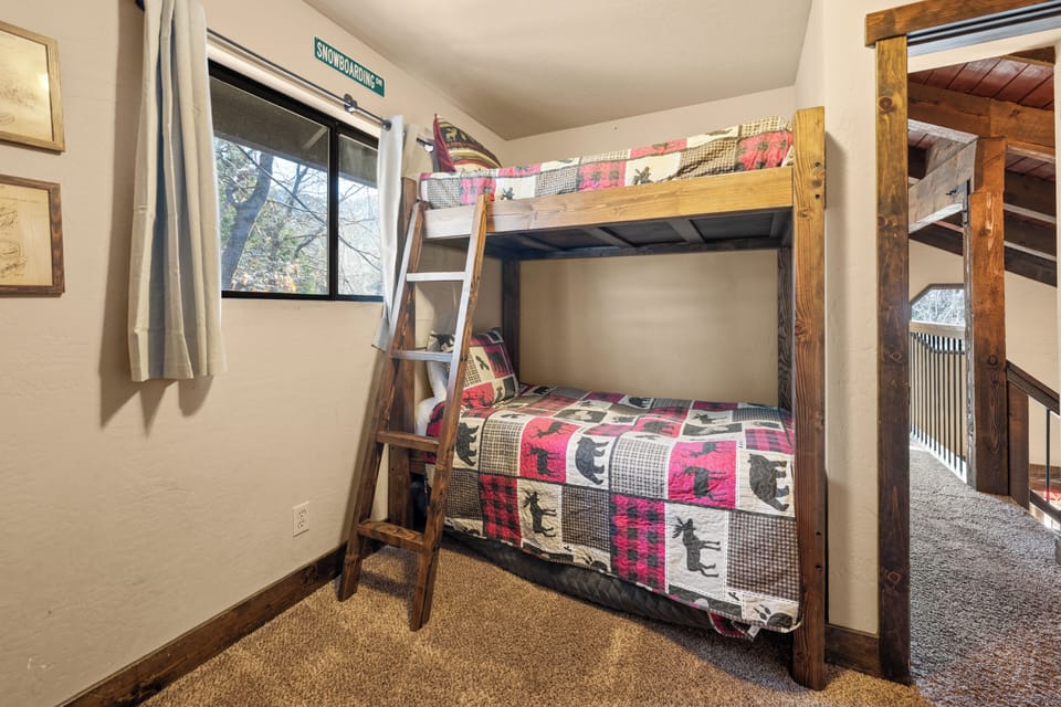 In-room safe, iron/ironing board, free WiFi