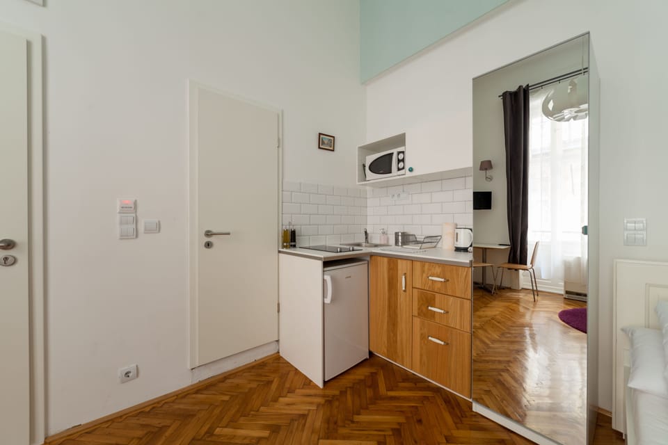 Private kitchenette