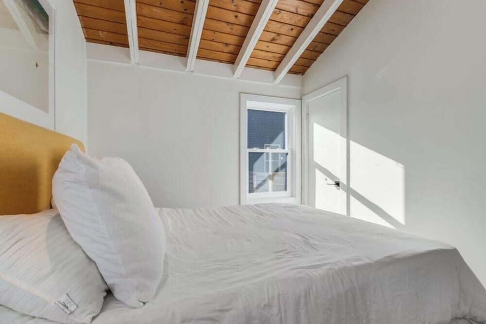 Cottage, Multiple Beds, Patio, Garden View (FIRST STREET 21170)