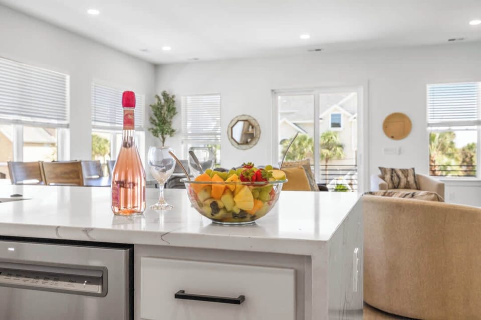 2 Stunning Kitchens