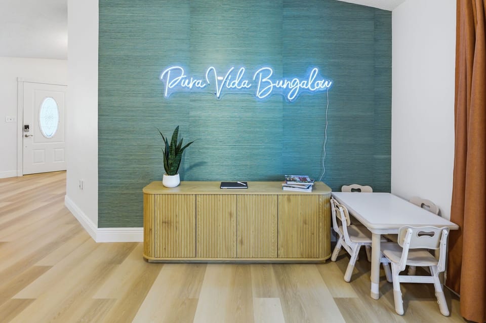 Welcome to the Pura Vida Bungalow!